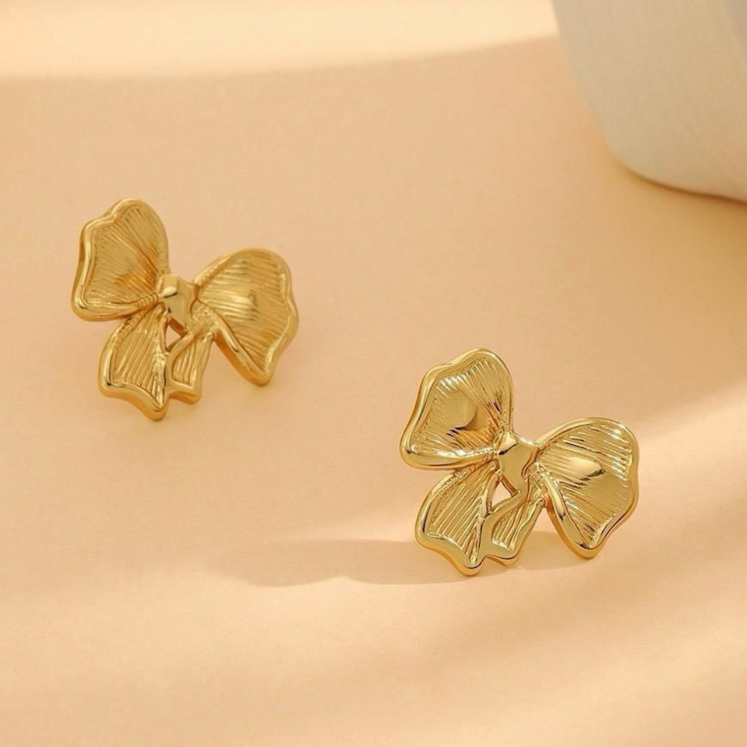 Evelyn Bow Gold Earring