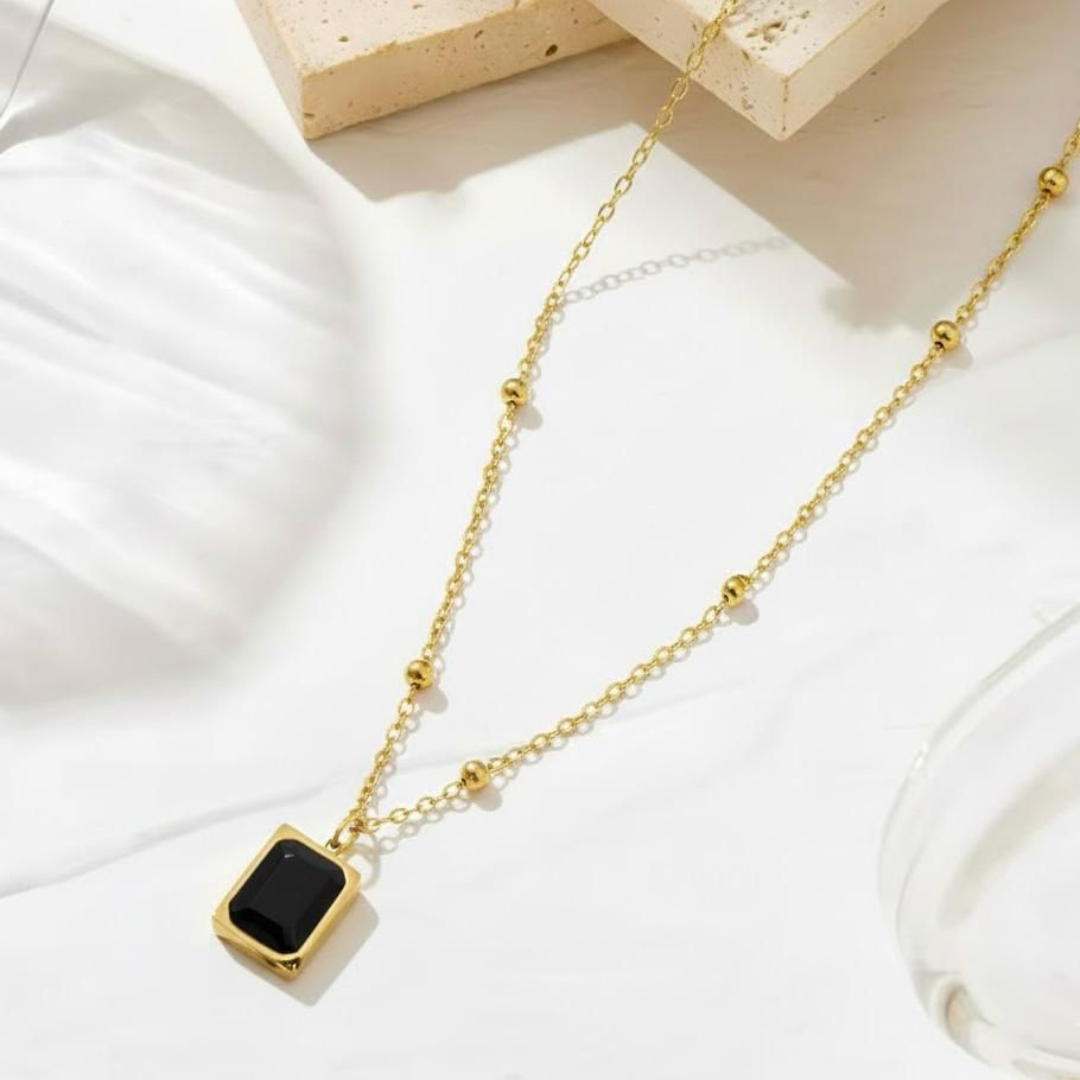 Onyx Stone Gold Necklace