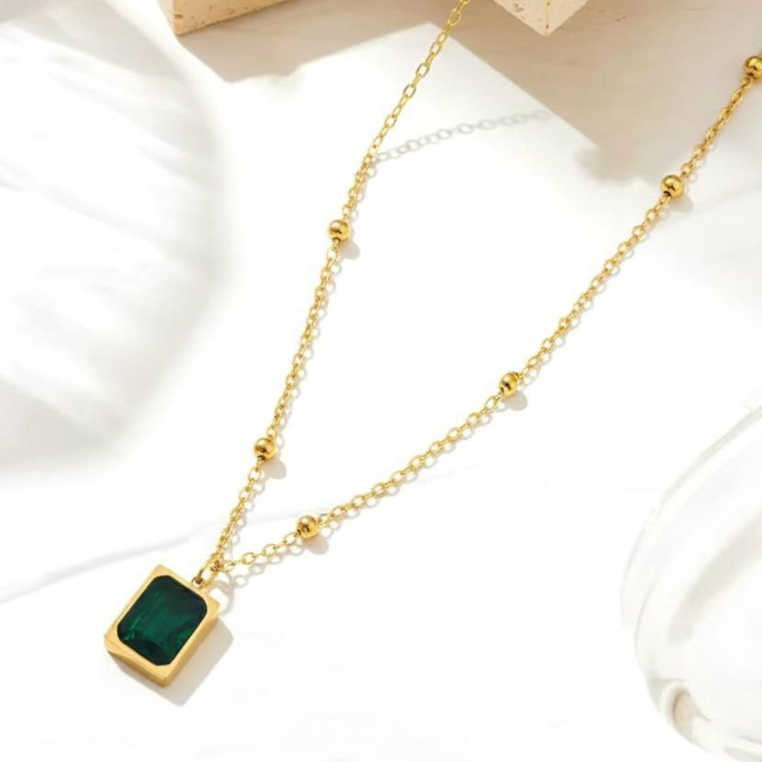 Onyx Stone Gold Necklace