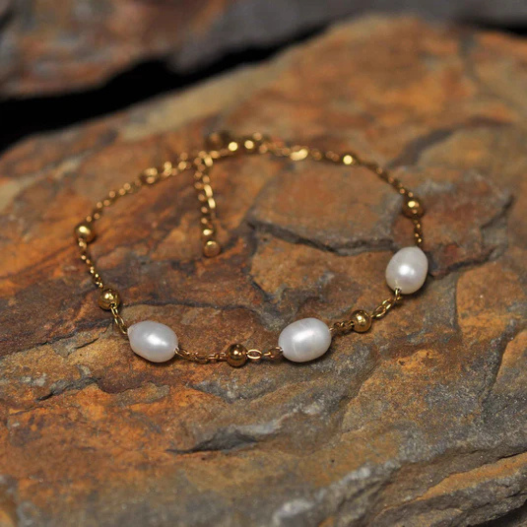 Pearl Charm Gold Bracelet