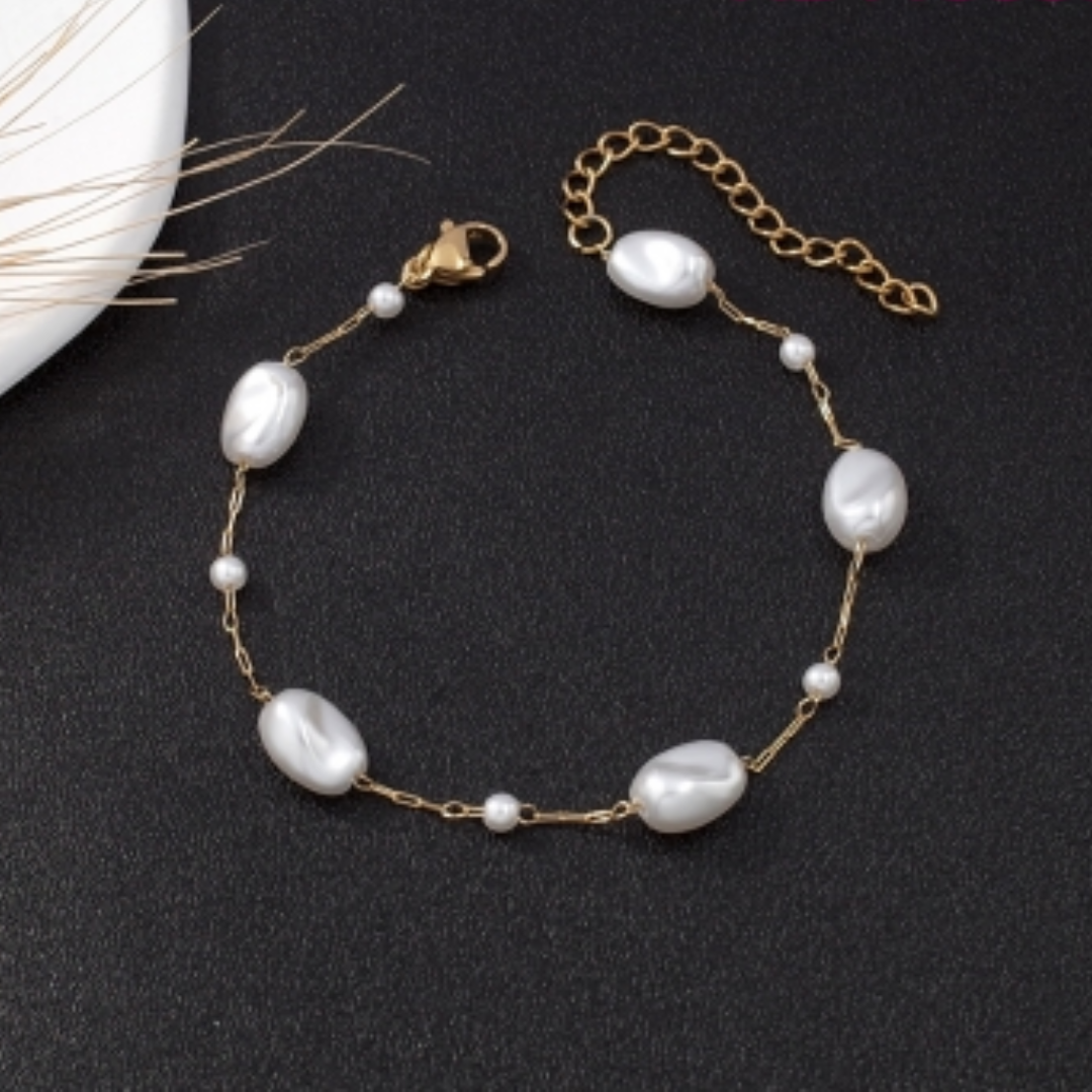 Pearl Charm Gold Bracelet