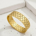 18K Gold Sparkle Bangle